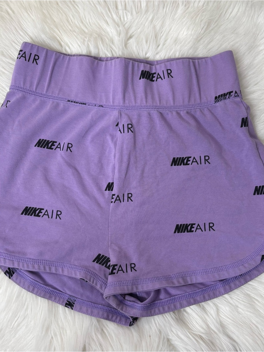 Nike Women's Lavender 'Nike Air' Logo Athletic Shorts XS